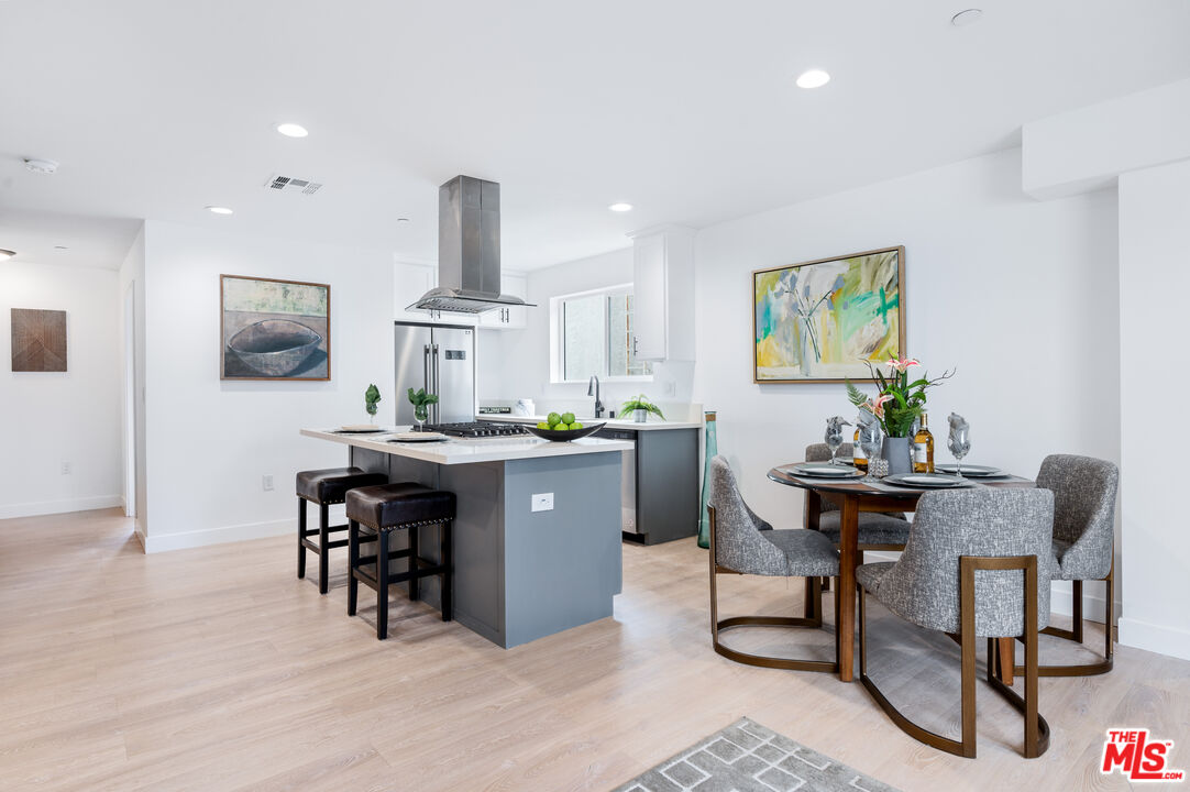 7306 Independence Ave