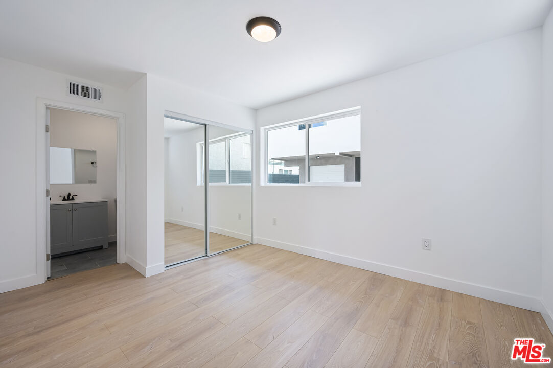 7306 Independence Ave