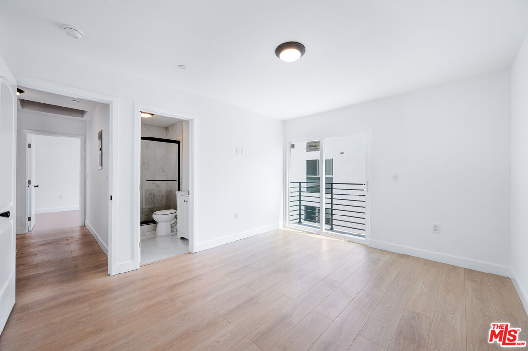 7306 Independence Ave