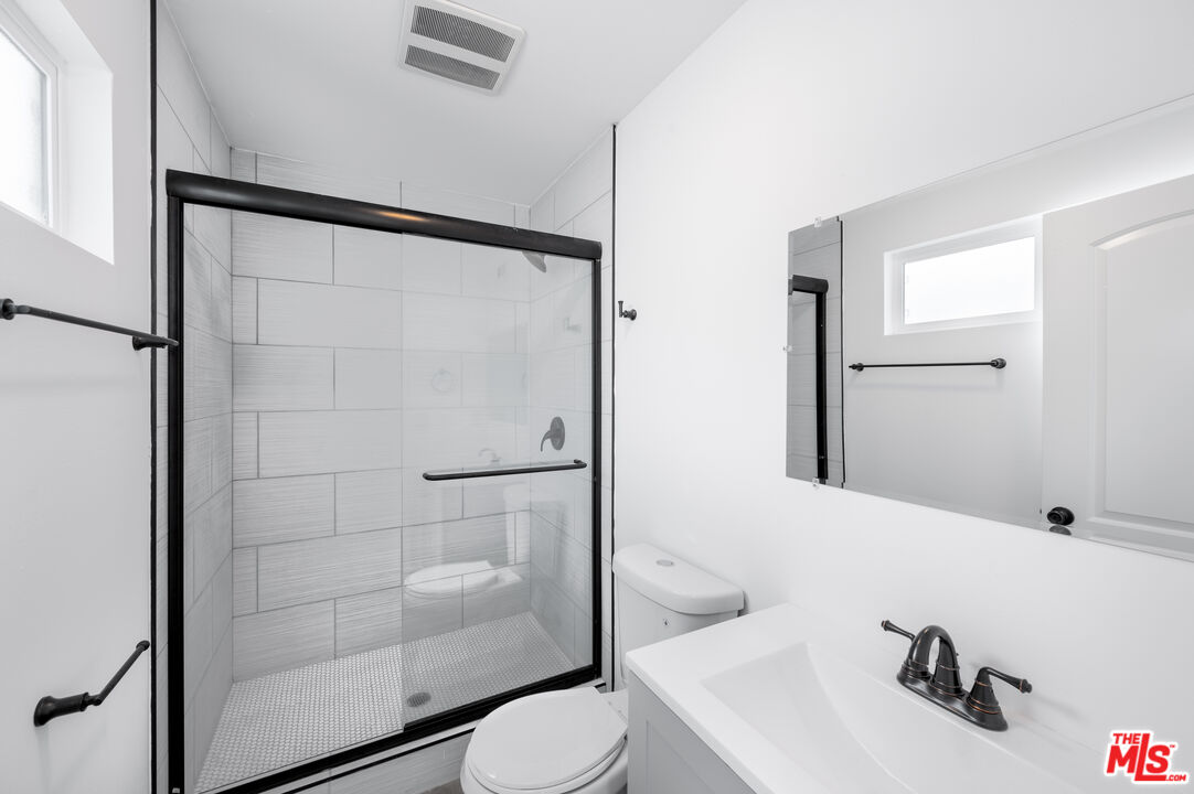 7306 Independence Ave