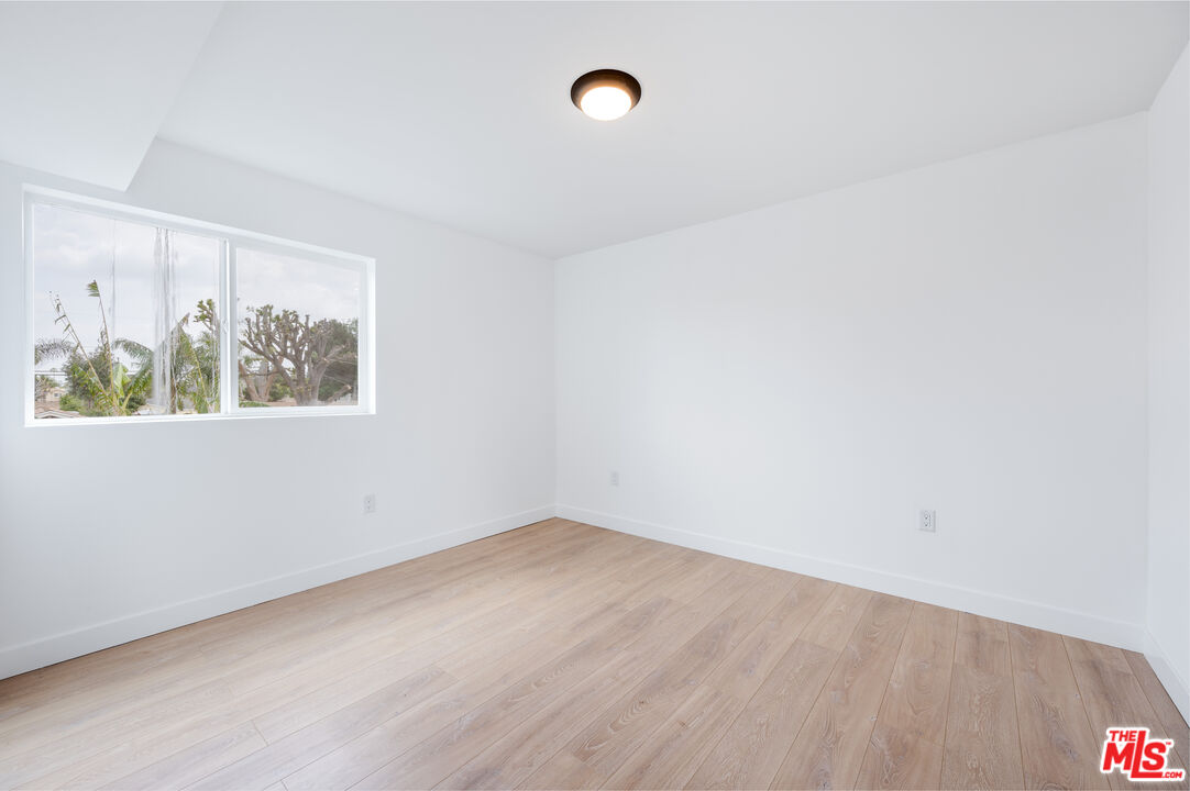 7306 Independence Ave