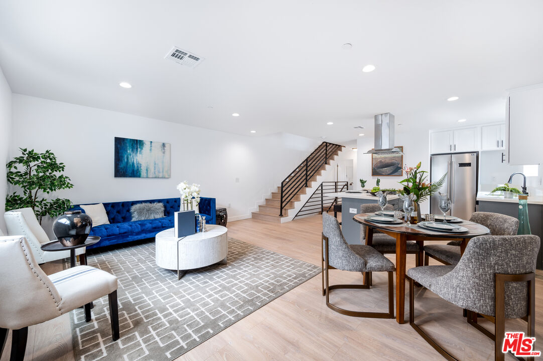 7306 Independence Ave