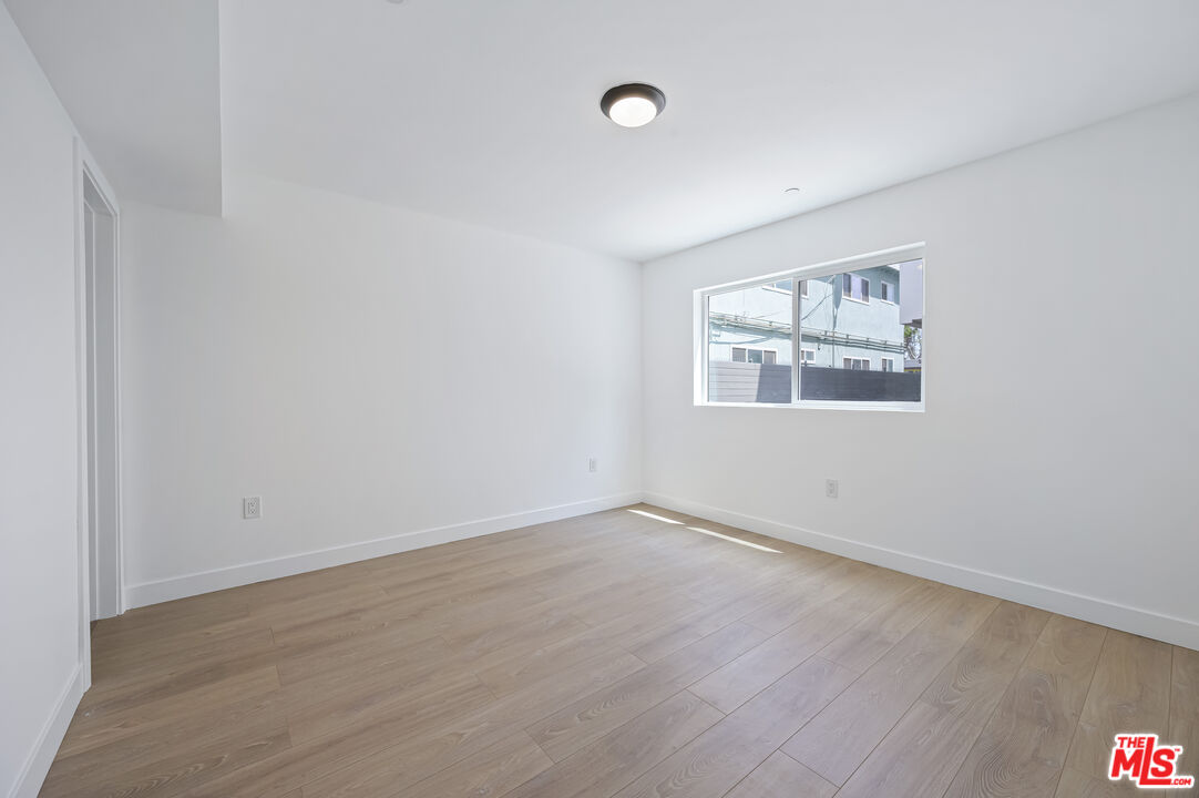 7306 Independence Ave