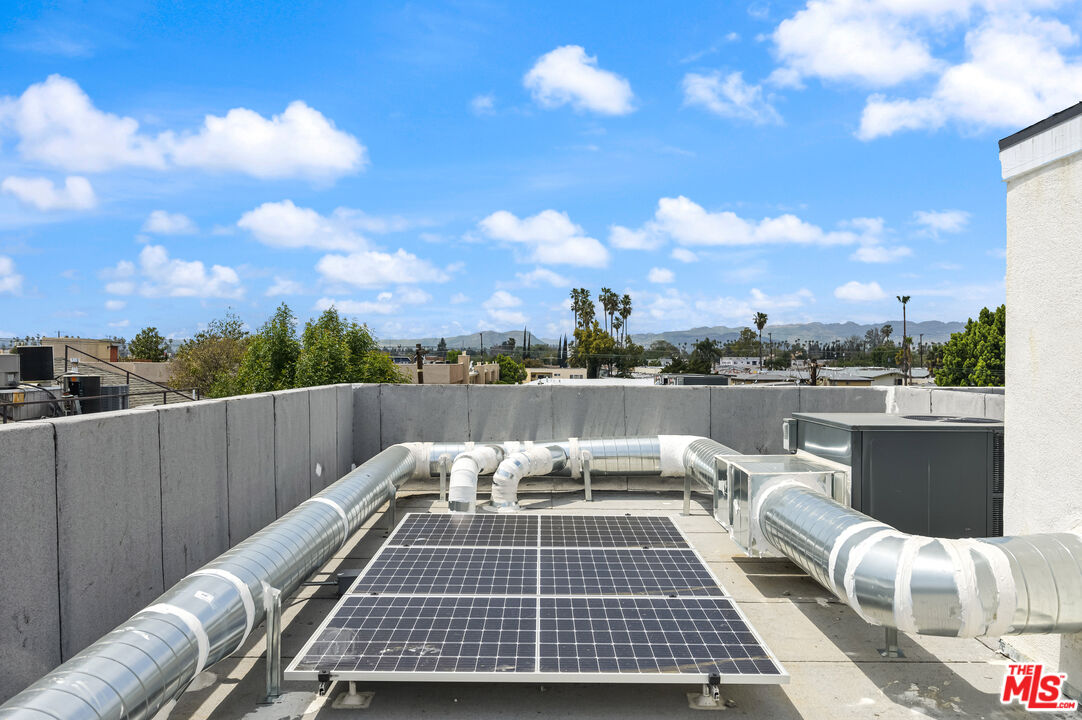 7306 Independence Ave