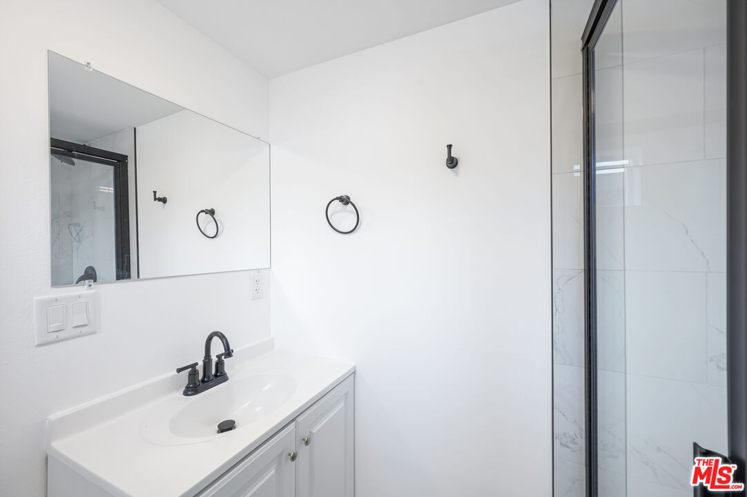 7306 Independence Ave