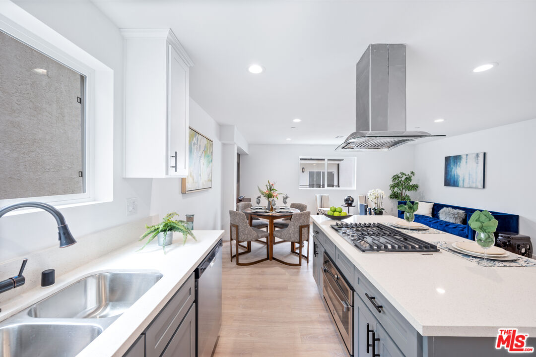 7306 Independence Ave