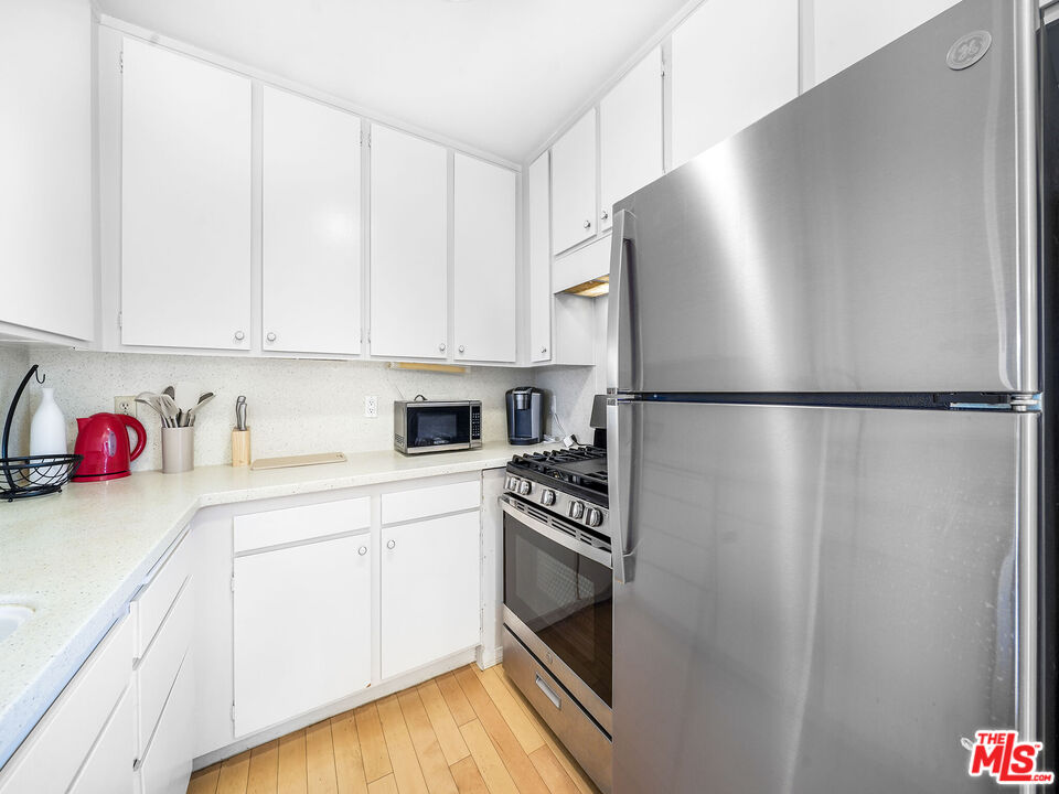 9005 Cynthia St Unit: 413