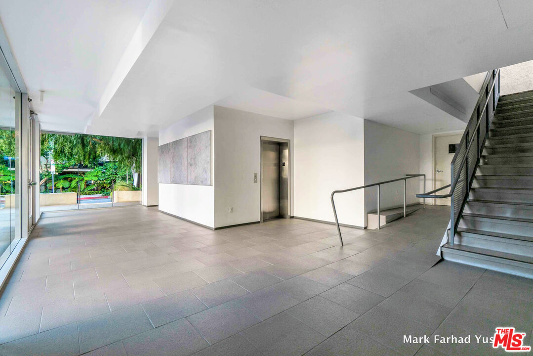 9005 Cynthia St Unit: 413