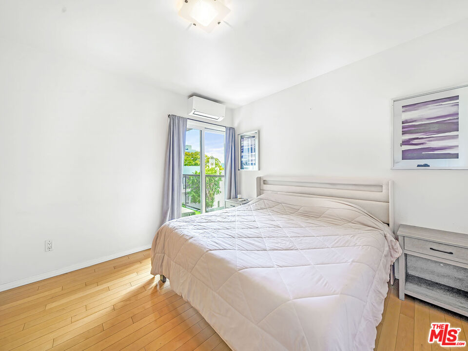 9005 Cynthia St Unit: 413