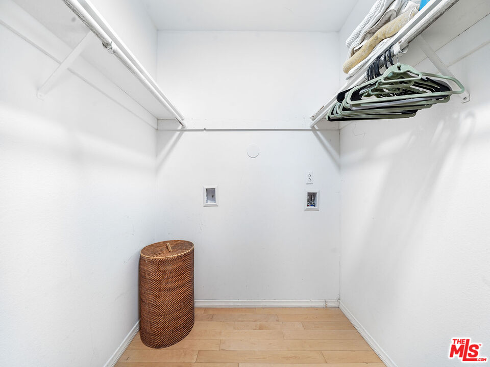 9005 Cynthia St Unit: 413