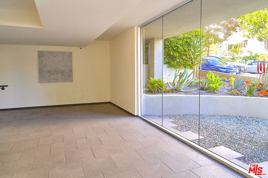 9005 Cynthia St Unit: 413
