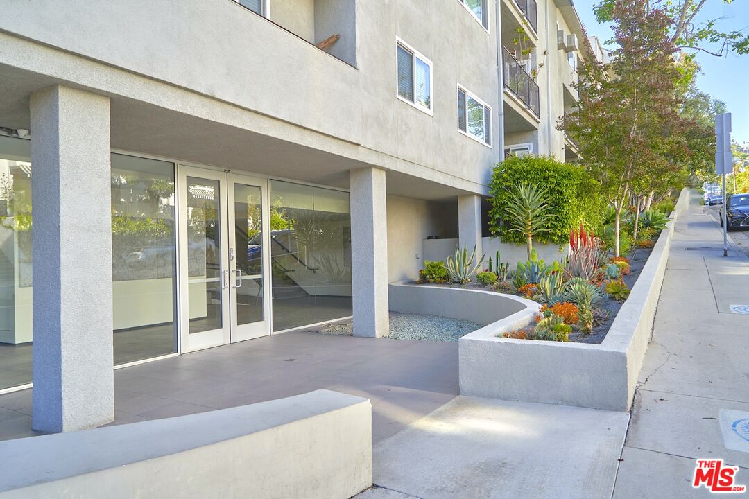9005 Cynthia St Unit: 413