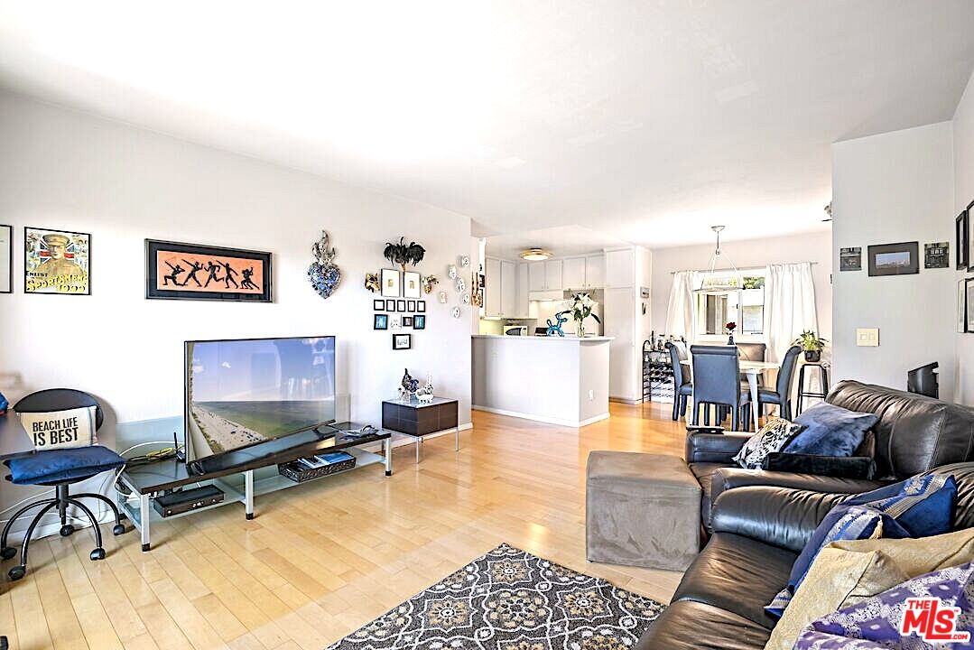 9005 Cynthia St Unit: 413