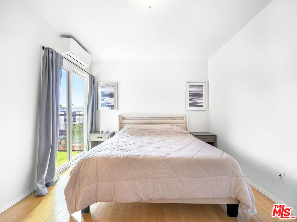 9005 Cynthia St Unit: 413
