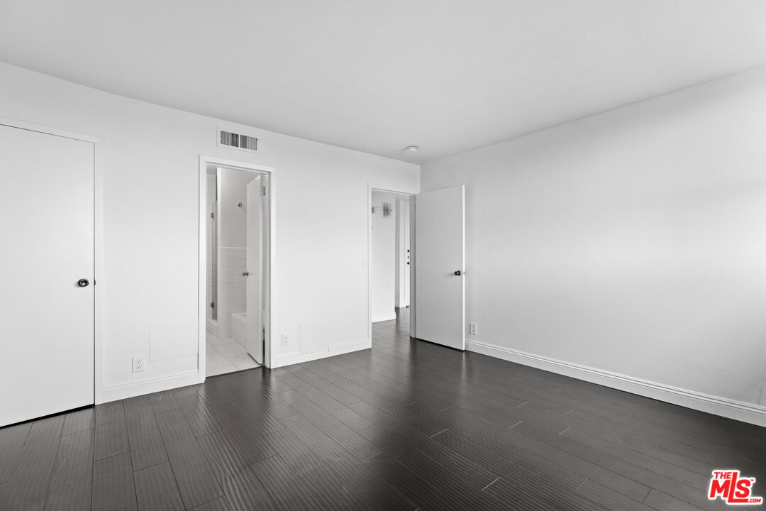 100 S Doheny Dr Unit: 1001