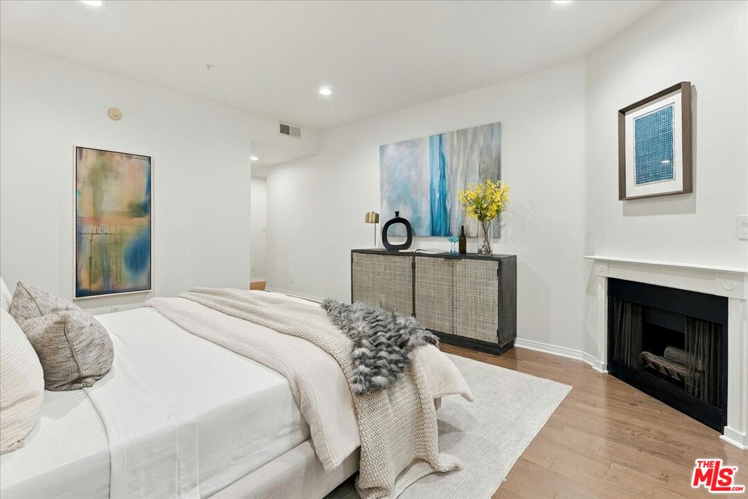 1645 Camden Ave Unit: 202