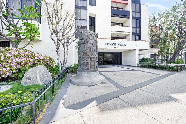 222 S Central AVE Unit: 203