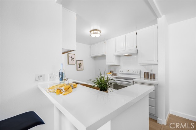 222 S Central AVE Unit: 203