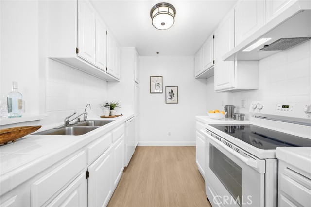 222 S Central AVE Unit: 203