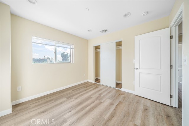 1002 E 33rd ST Unit: 3