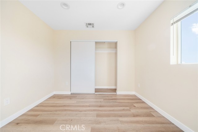 1002 E 33rd ST Unit: 3