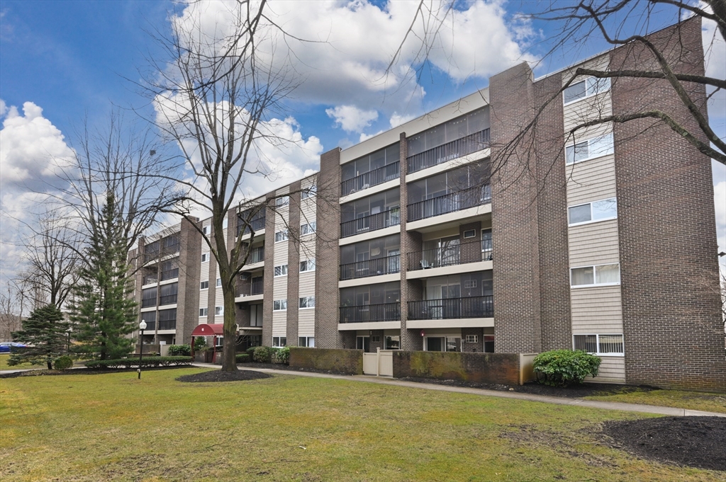 66 Main St # 32A