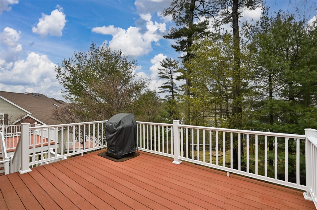 900 Lynnfield Street Unit: 6