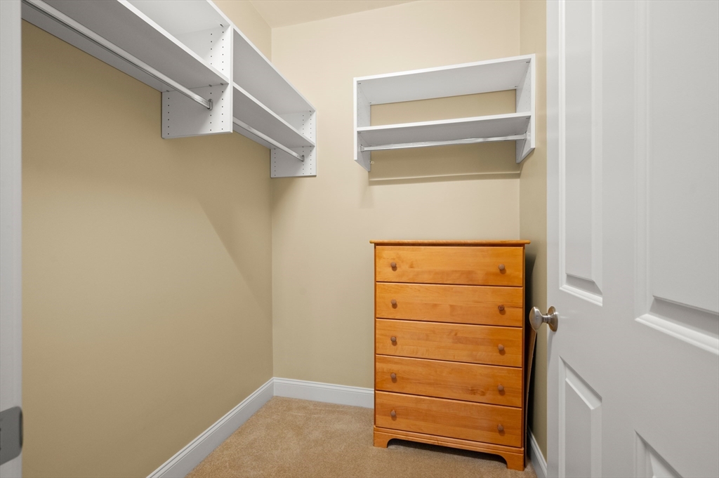 900 Lynnfield Street Unit: 6