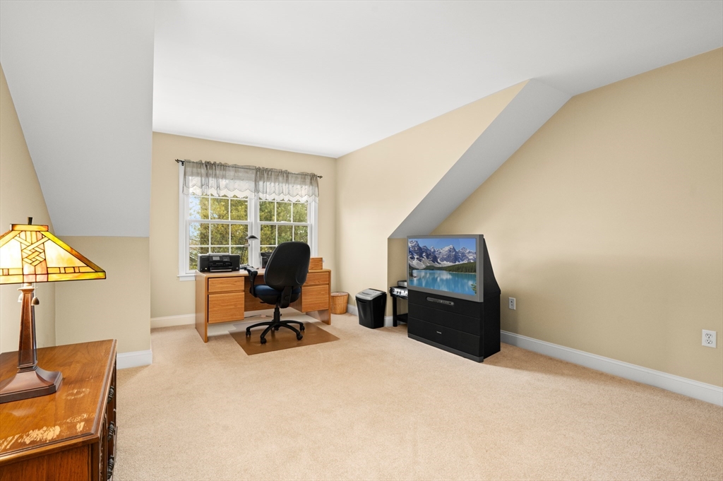 900 Lynnfield Street Unit: 6