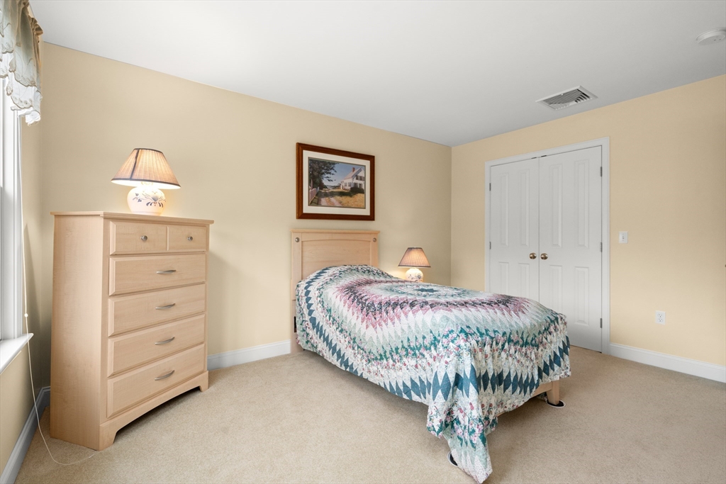 900 Lynnfield Street Unit: 6