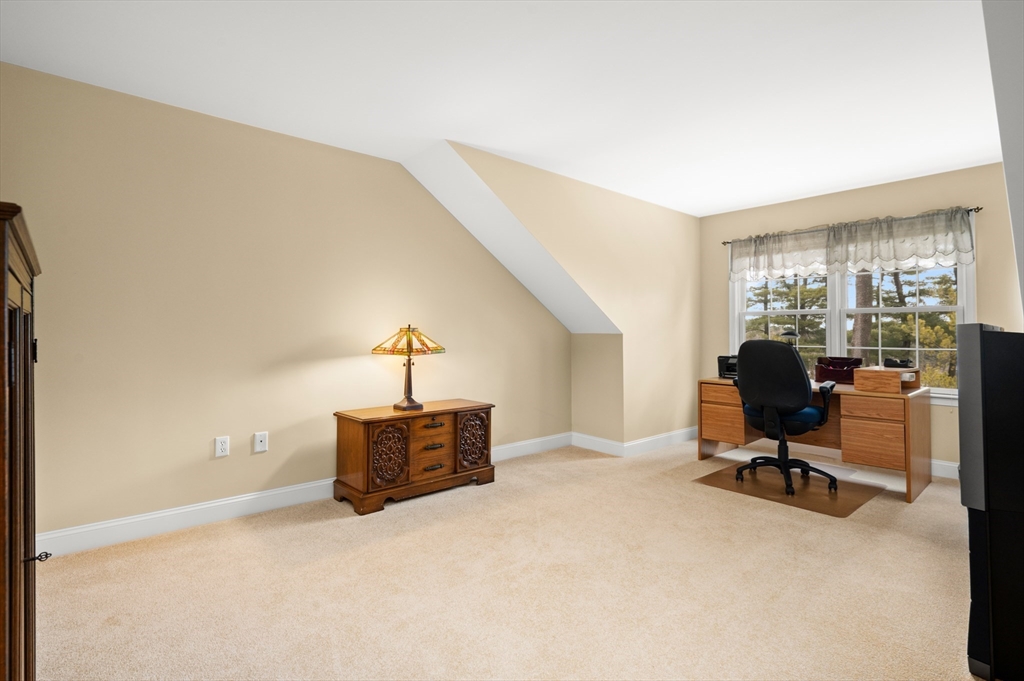 900 Lynnfield Street Unit: 6