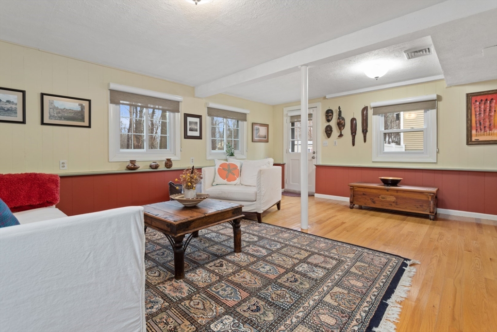 19 Criterion Rd