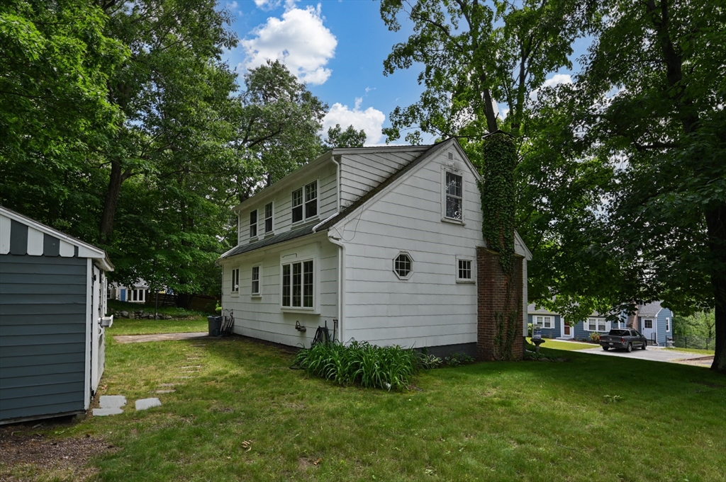 151 Grove St