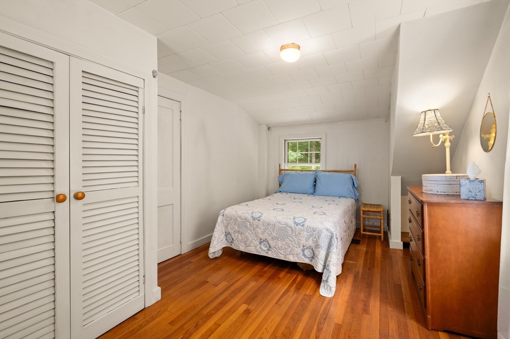 151 Grove St