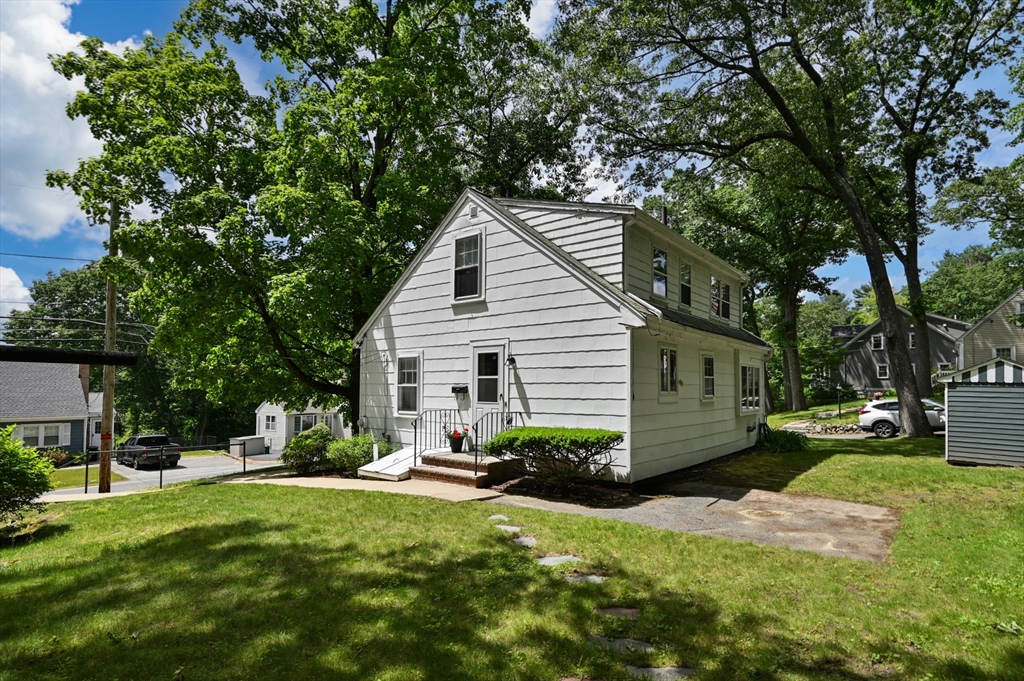 151 Grove St