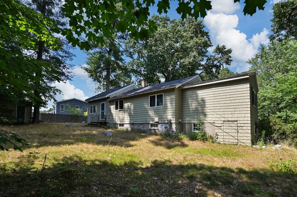 215 North St