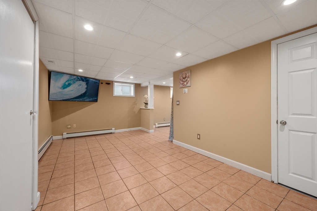 45 Blakeley St