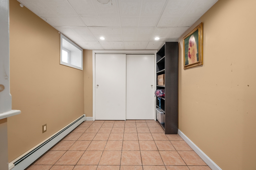 45 Blakeley St