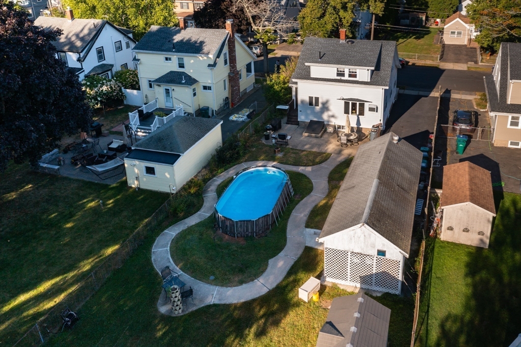 45 Blakeley St
