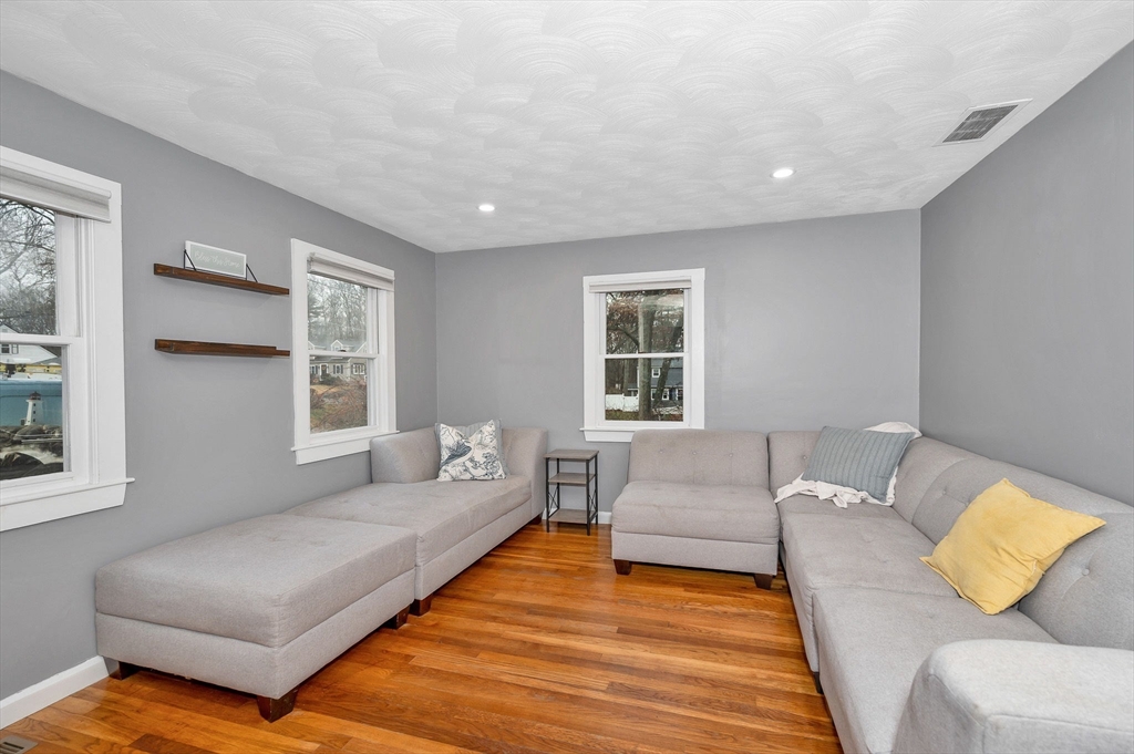 129 Mary Theresa Terrace