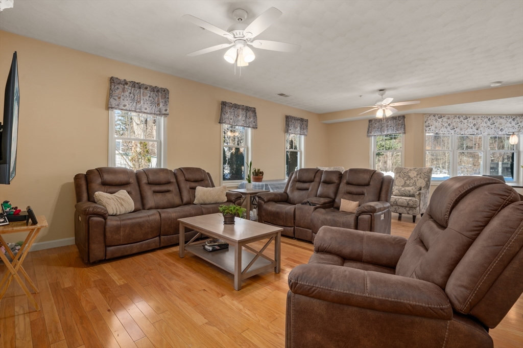 63 Central St # 108