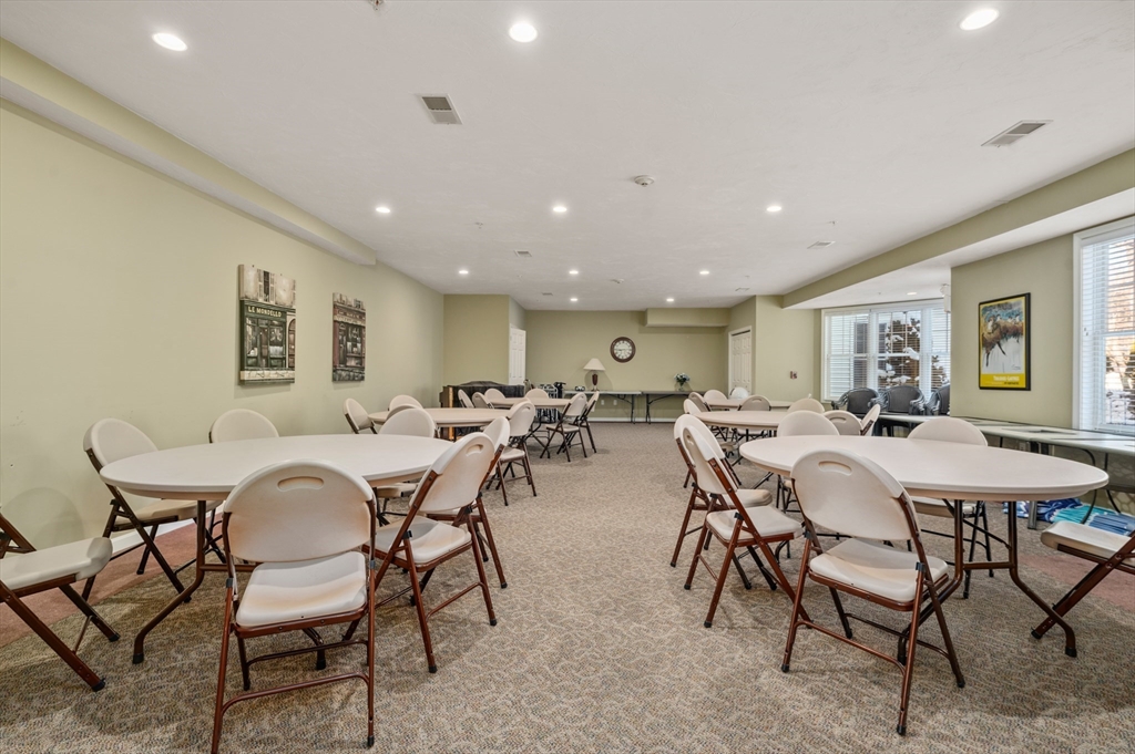 63 Central St # 108