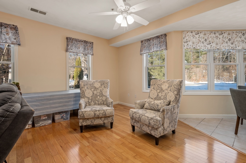 63 Central St # 108