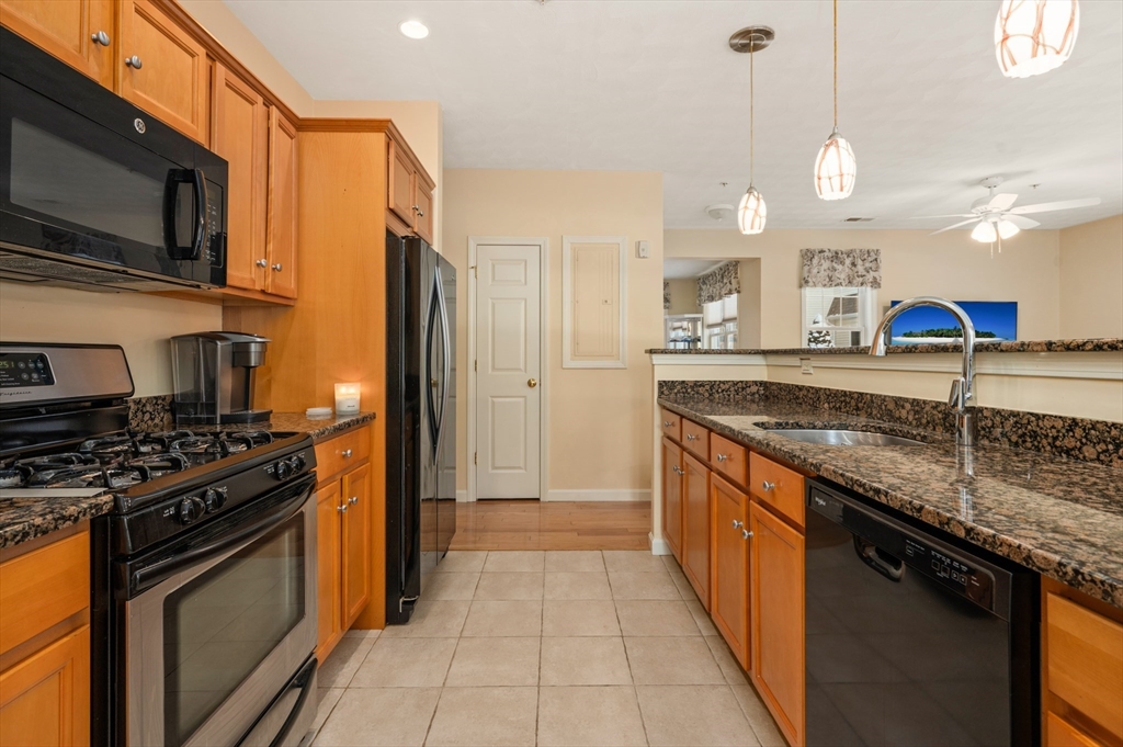 63 Central St # 108
