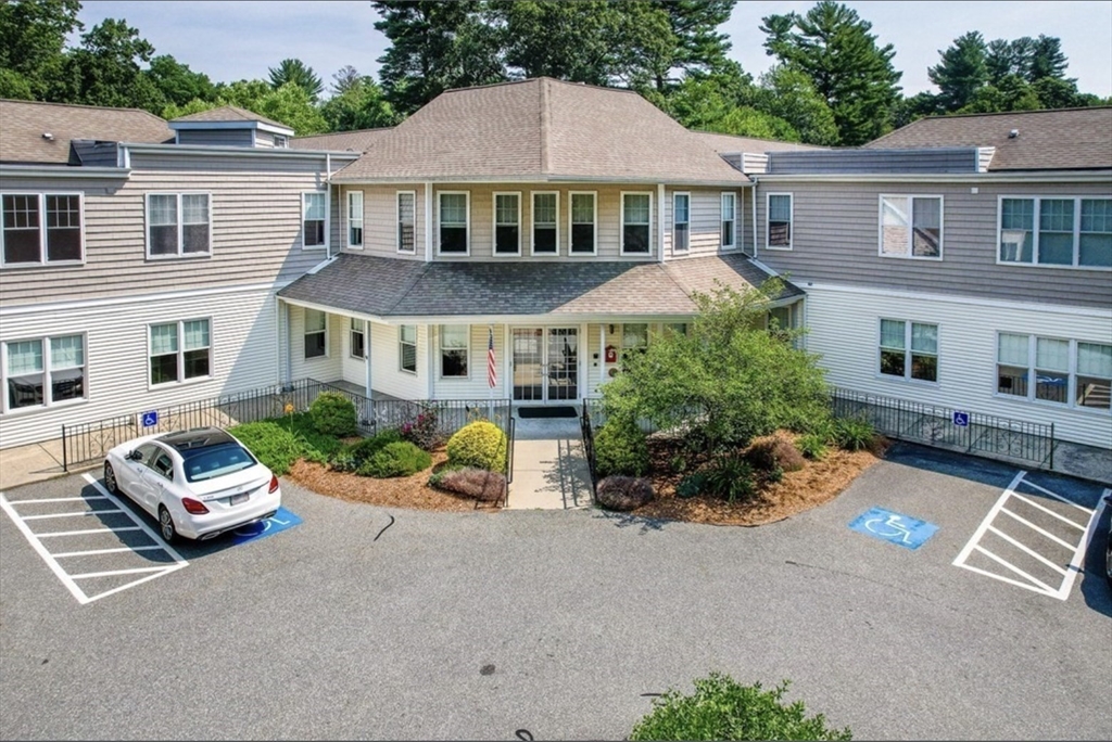 63 Central St # 108