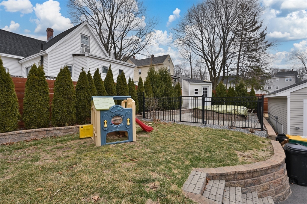 30 Highland St