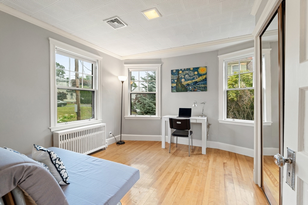 9 Maplewood Ter