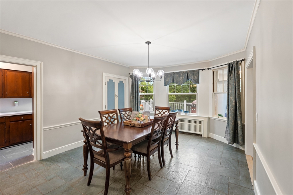 9 Maplewood Ter