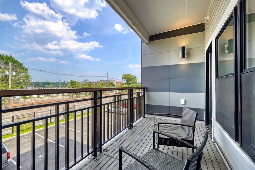 62 Foundry St # 216