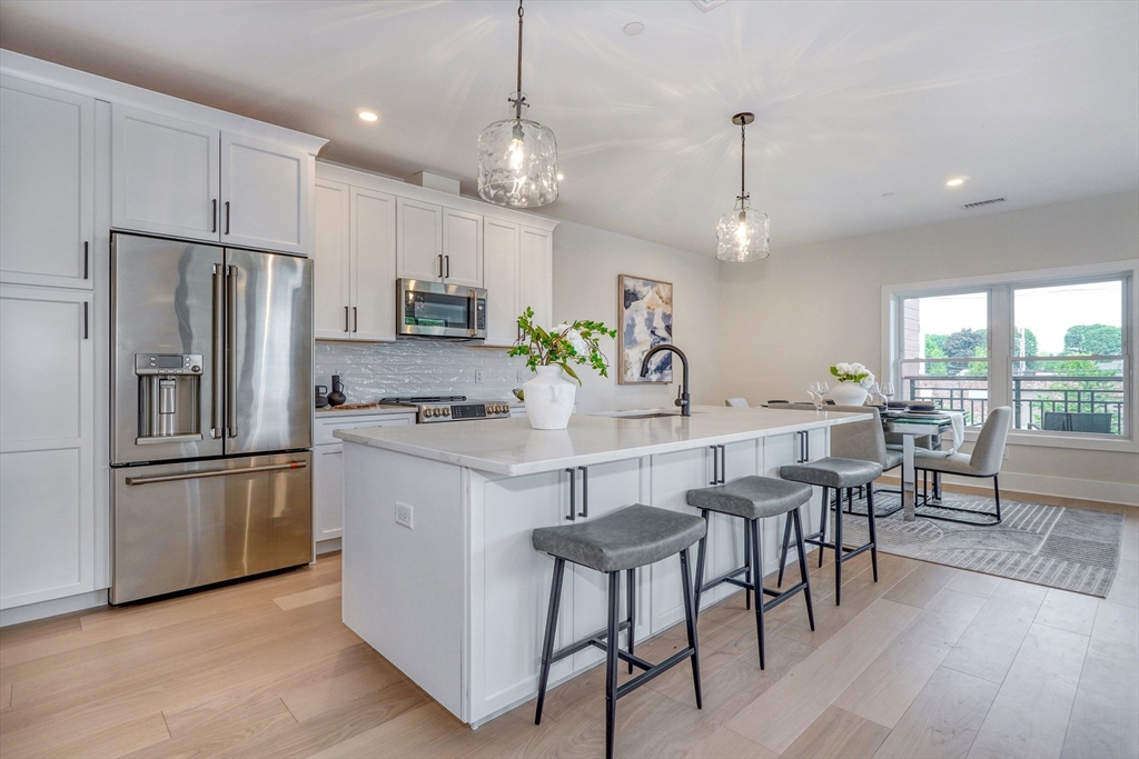 62 Foundry St # 216